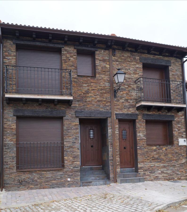 Puente Viejo De Buitrago Casa Enebro Apartment Buitrago del Lozoya Exterior photo